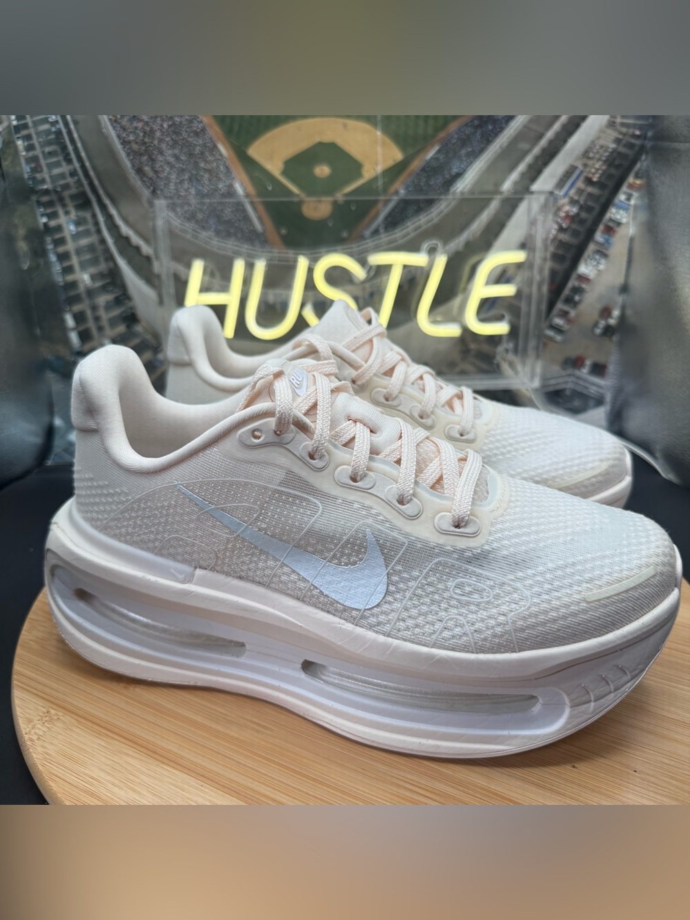 Nike Vomero Premium Chalk White/Pail Ivory Women’s Size 7.5